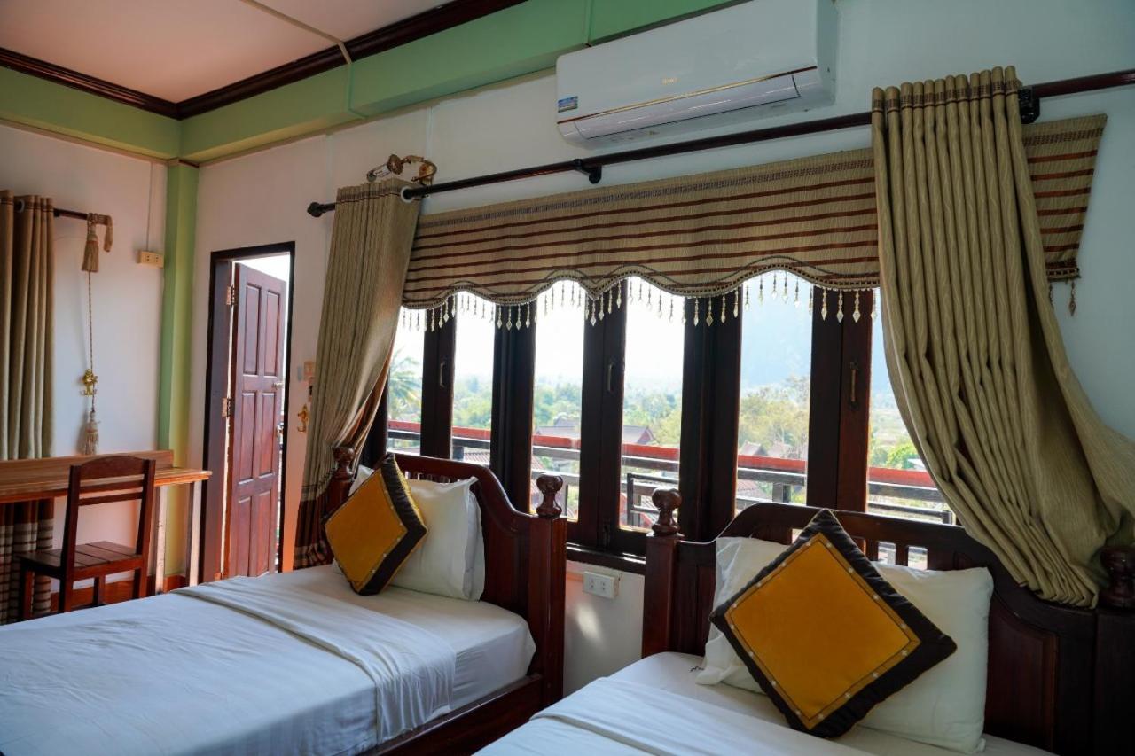 Bountang Riverside Hotel Vang Vieng Bagian luar foto